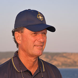Head shot of Keynote Robert Ballard